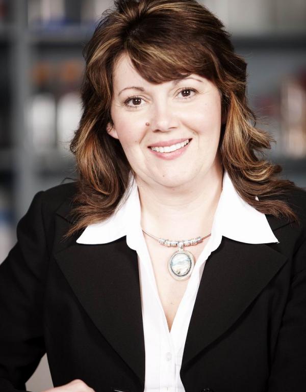   Maria Dickson