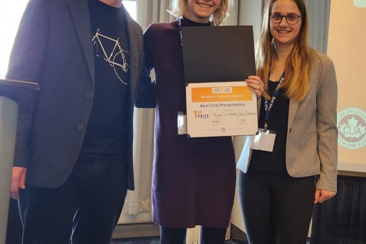  best oral presentation award at the Annual Canadian Bladder Cancer Research Forum Meeting
